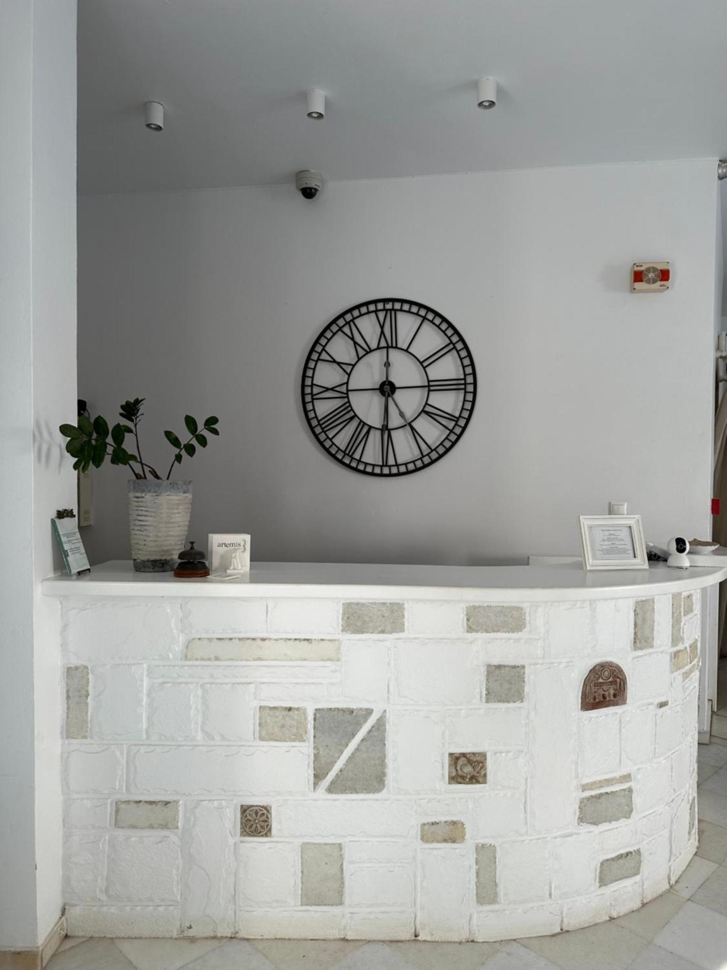 Artemis Hotel Antiparos Town エクステリア 写真