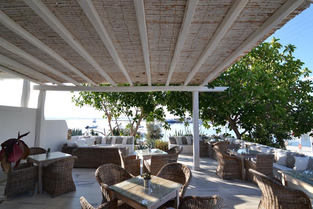 Artemis Hotel Antiparos Town エクステリア 写真