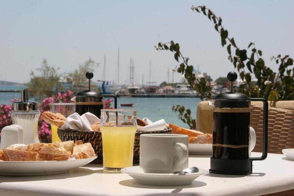 Artemis Hotel Antiparos Town エクステリア 写真